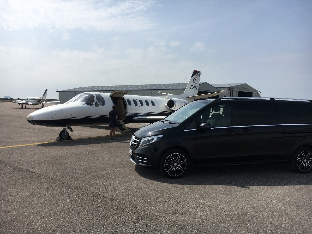 Mercedes Benz V Class Chauffeur Service Hire Platinum Cars